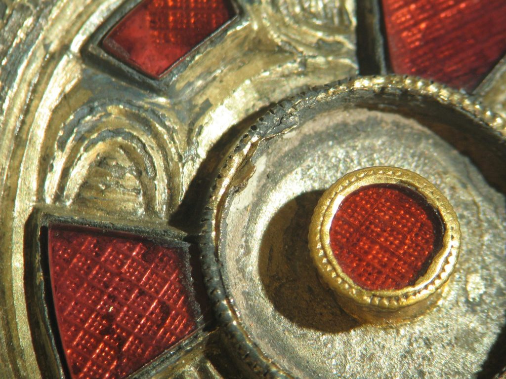 Abendvortrag - Rote Edelgranate: Aspekte eines (fast) globalen Handels im frühen Mittelalter @ Museum Für Ur- und Frühgeschichte Thüringens (Vortragssaal, Eingang Amalienstraße)